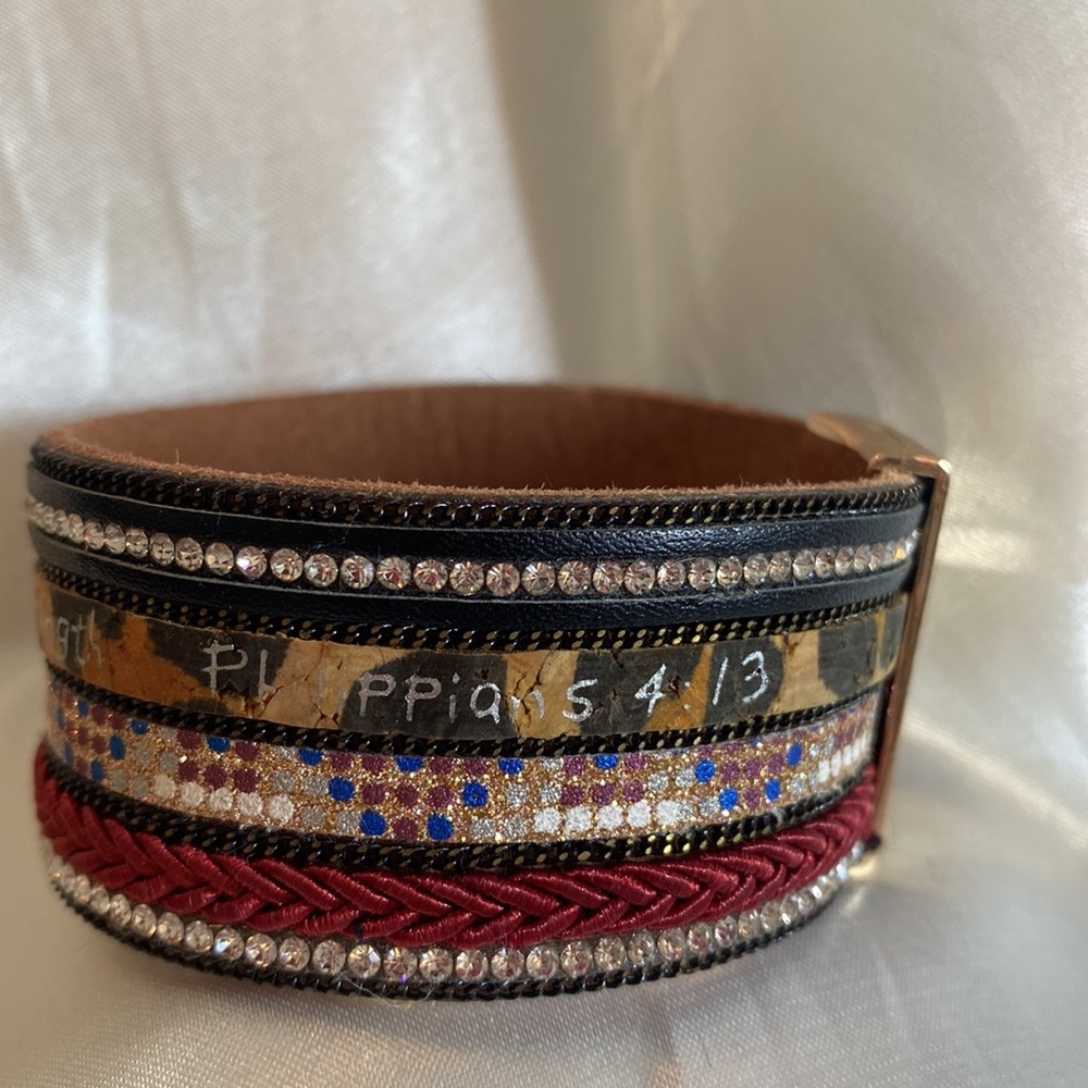 Magnetic bracelet. Smoke free and pet free home.
